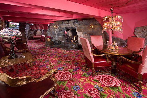 Photo: Wacky Wednesday: Give us your honest opinion of this room.