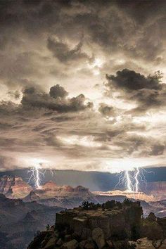 Lightning Storm at Grand Canyon (Arizona)