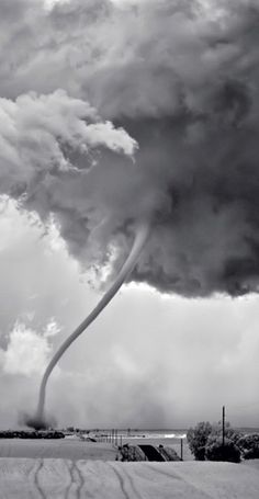 Capturing the turbulent beauty of 'Storms' – CNN Photos - CNN.com Blogs