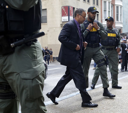 Police driver acquitted of all charges in Freddie Gray death 