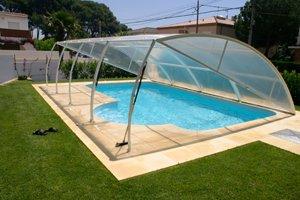 Install or Replace Covers for a Swimming Pool in Cleveland