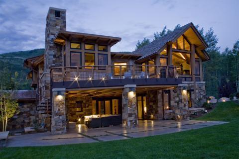 Lodge Home Exterior with under deck entertaining space