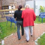 Alzheimer’s Care: Comparing Options for In-Home Care & Therapy