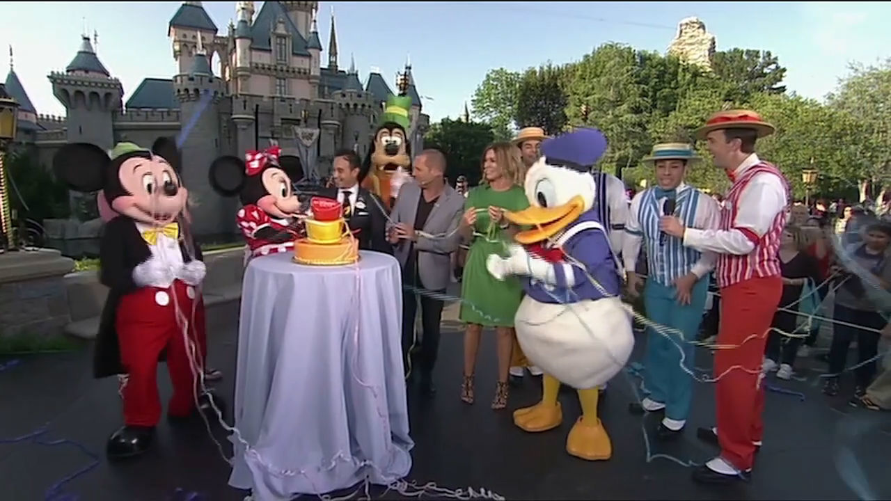 Highlights From The Morning Show in Disneyland Resort