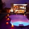 Liner et éclairage de piscine pour des piscines hot en couleur !