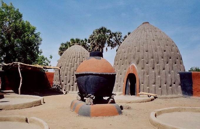 cameroon mud hut