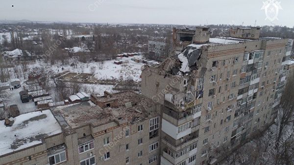 Девятиэтажный жилой дом №16 на улице Хабарова в городе Шахты, пострадавший из-за взрыва бытового газа