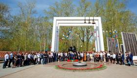 Парад и праздник для ветеранов: «РН-Уватнефтегаз» чествовал героев Великой Отечественной