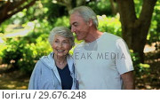 Купить «Elderly couple looking at the way ahead», видеоролик № 29676248, снято 10 ноября 2010 г. (c) Wavebreak Media / Фотобанк Лори