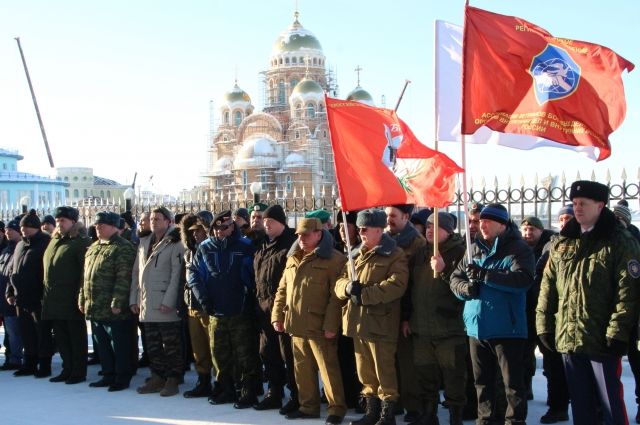 С праздником собравшихся поздравил глава города Алексей Титовский.