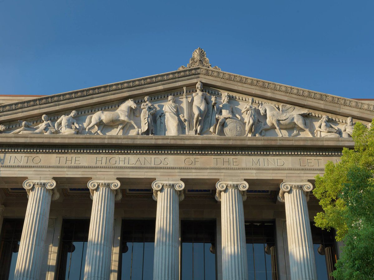 Front columns of Library and Courts Building