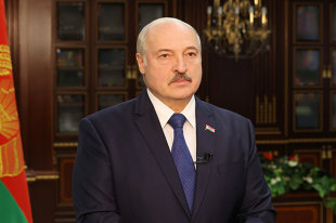Лукашенко призвал уделять больше внимания информационной безопасности СГ