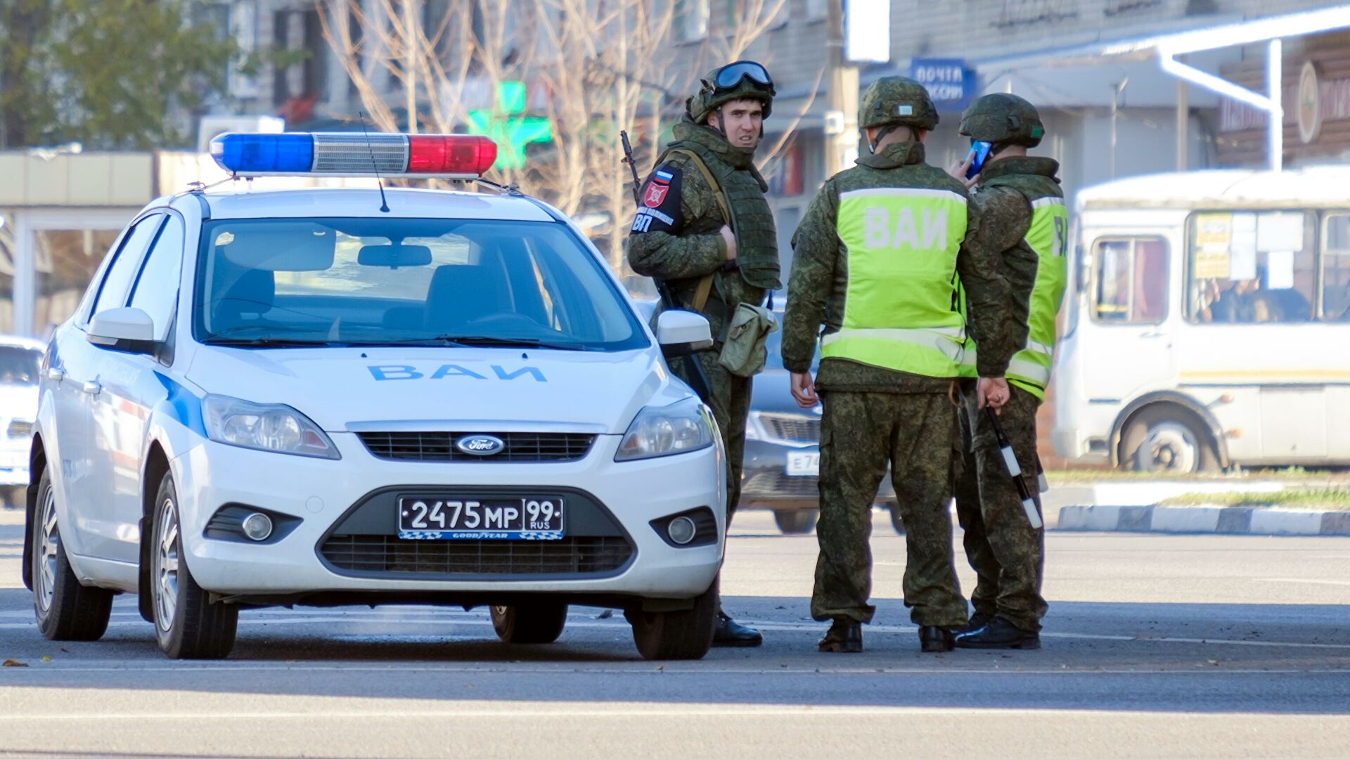 Патруль военной полиции на окраине Воронежа - РИА Новости, 1920, 13.11.2020