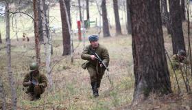 «Не игра в войнушку, а память о подвиге». Под Иркутском воспроизвели сражение 1944 года