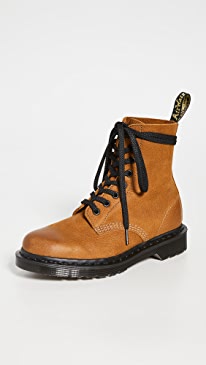 Dr. Martens - 1460 Pascal 8 Eye Boots