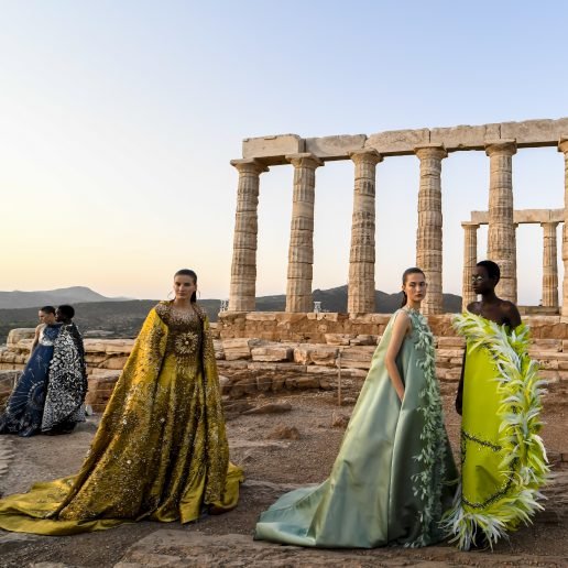 Fashion Tribute: Όταν οι μεγαλύτεροι οίκοι μόδας εμπνέονται από την Ελλάδα και τον αρχαιοελληνικό πολιτισμό