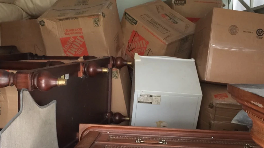 boxes in moving truck no moving insurance