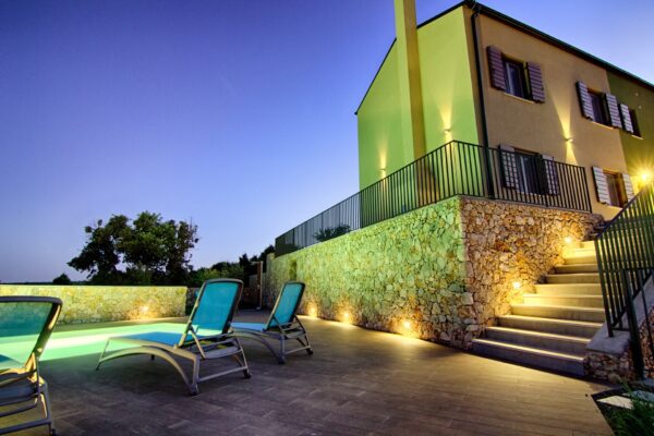 Luxury villa accommodation on Cres