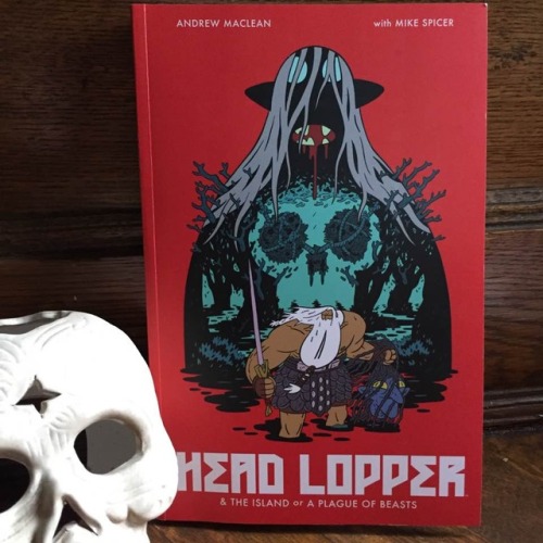 Head Lopper — a tale of swordplay, magic, and treachery
Head Lopper
by Andrew MacLean
Image Comics
2016, 280 pages, 6.6 x 0.9 x 10.1 inches, Paperback
$11 Buy on Amazon
A tale of swordplay, magic, and treachery, Norgal the Head Lopper travels the...