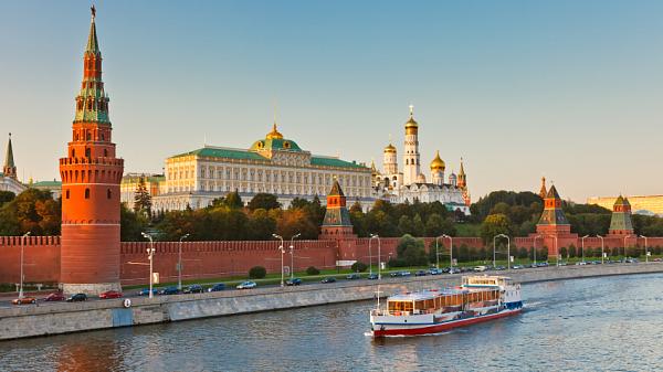 Moscow kremlin at sunset