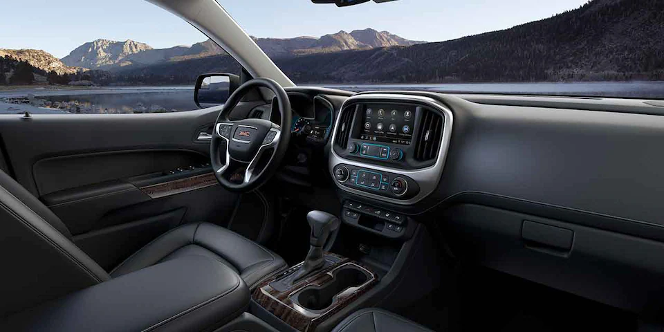 GMC MAPS+ OFFERS A SEAMLESS, FULLY EMBEDDED NAVIGATION