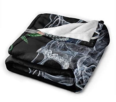 Marijuana Pot Leaf Weed Skull Smoking Fleece Blanket Throw Lightweight Blanket Super Soft Cozy Bed Warm Blanket for Living Room/Bedroom All Season