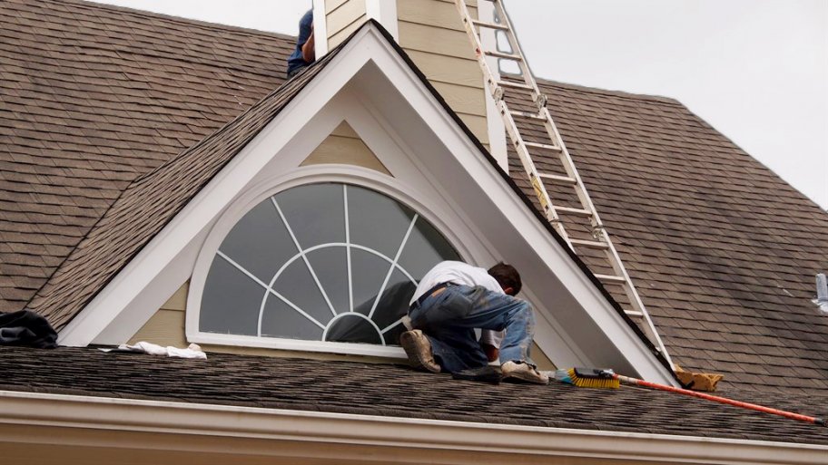 roof repair on shingles