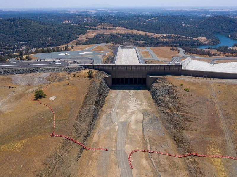 Lake Oroville Expected To Fall So Low That Hydro-Power Plant Will Shut Down