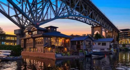 ‘There’s Nothing Like It’: This Fabulous Floating Home in Seattle Makes a Splash