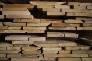 Lumber Prices Have Fallen. Don’t Expect Cheaper Houses.