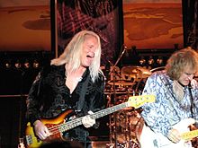 Dave Amato (right) with Bruce Hall in REO Speedwagon, 2007.