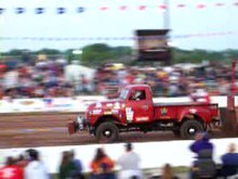 File:Truck Pull 2011 Mackville Nationals.ogv