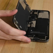 iFixit iPhone 13 teardown