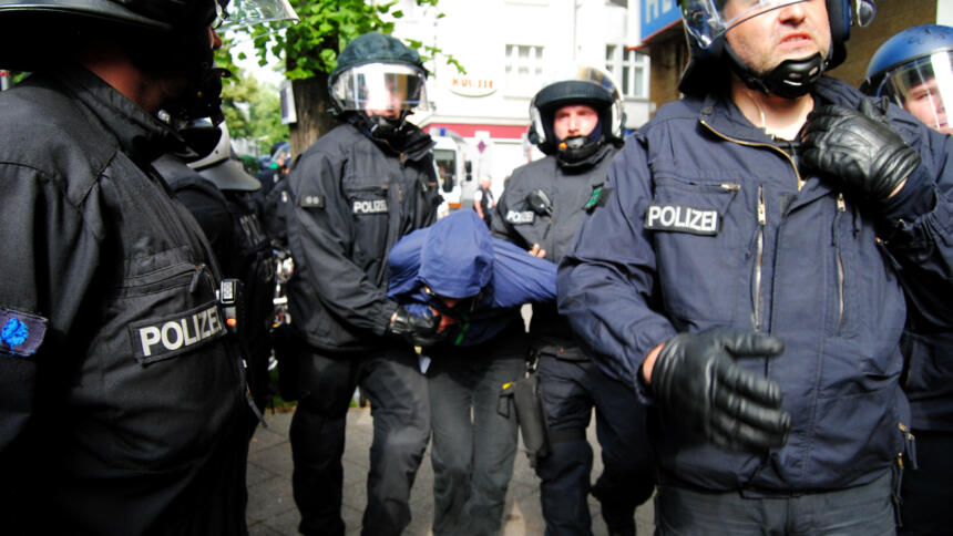 Polizei nimmt Person fest