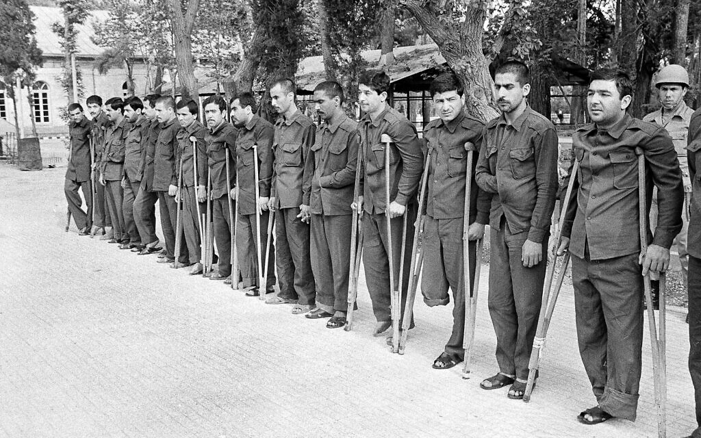 Iran-Iraq War Prisoners (צילום: AP Photo/Mohammad Sayyad)