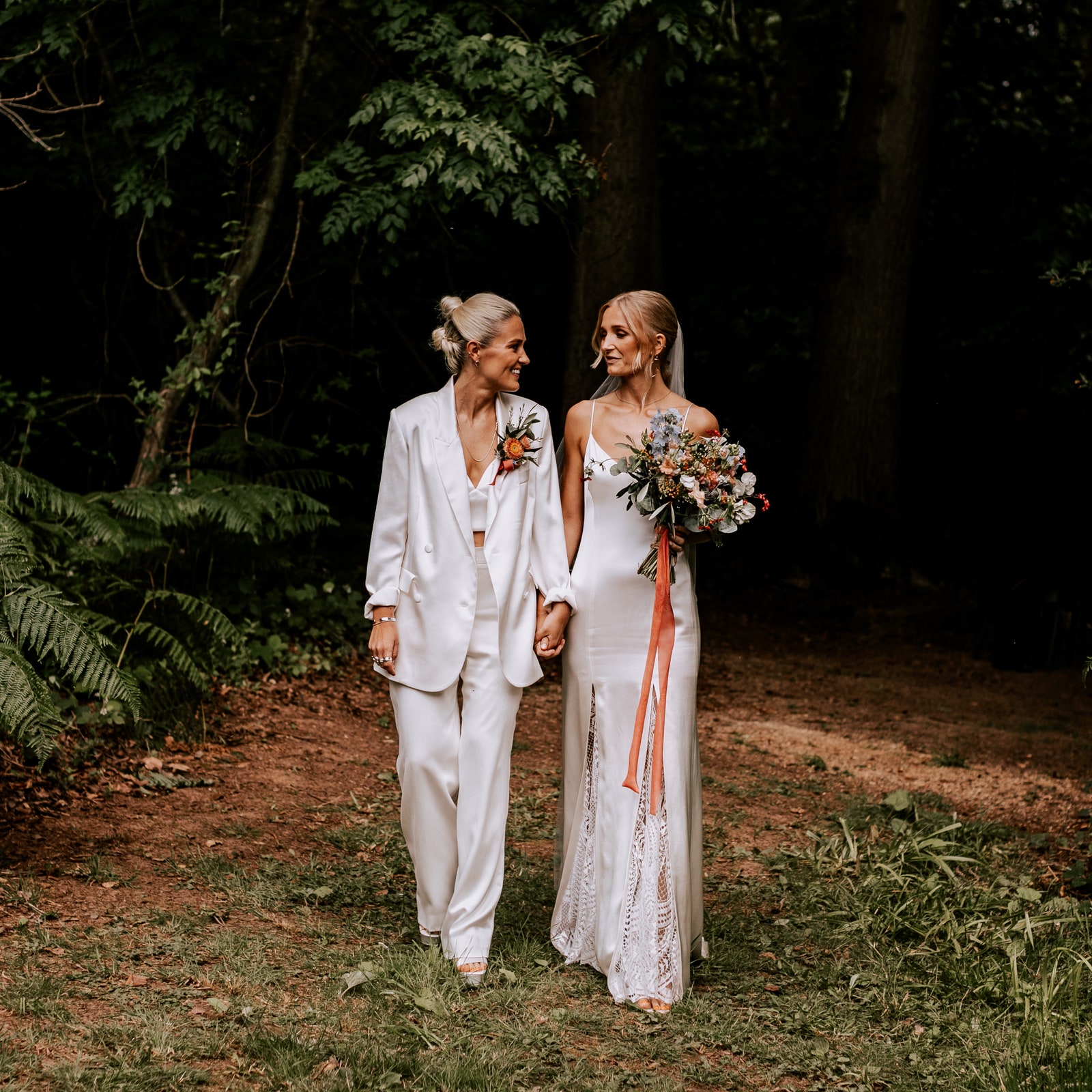 Le mariage de Katie Robertson et Sophie Chew.