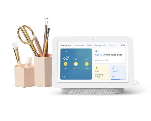Head-on shot of Nest Hub display showing important info: today's weather forecast, a note for a family member, a timer.