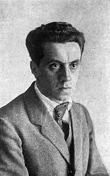 Ernst Toller 1923.jpg