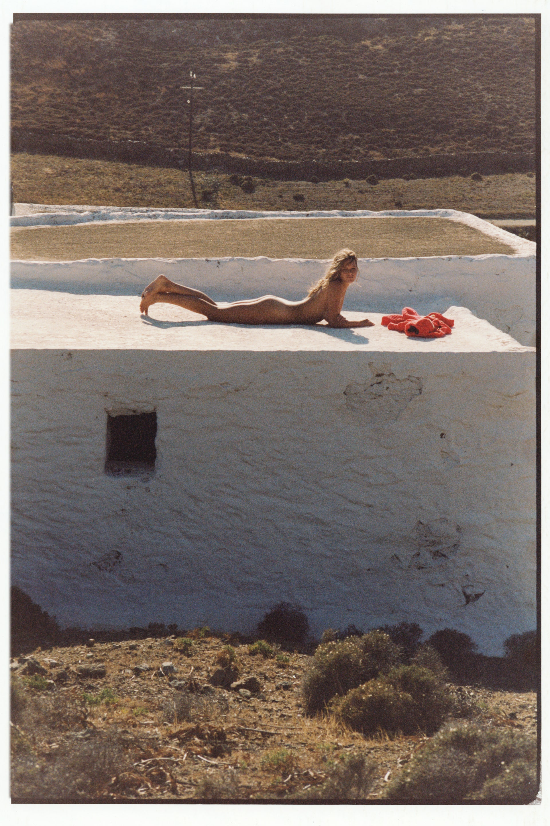 Srie Mykonos  Vogue Paris aot 2021  Photographe  Henrik Purienne  Ralisation  Emmanuelle Alt