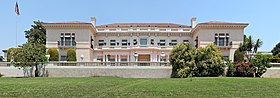 Huntington art gallery at huntington library california (cropped).jpg