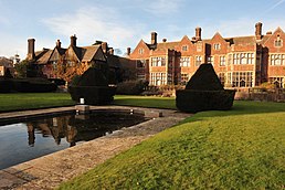 Putteridge Bury - University of Bedfordshire campus building