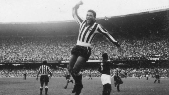 Botafogo celebra aniversário de Garrincha: ‘Maior de todos os tempos’