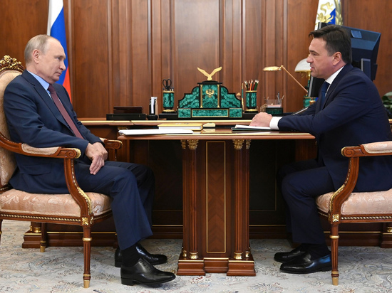 Владимир Путин предложил начать встречу с обсуждения социальных вопросов