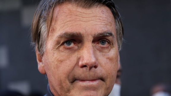 Bolsonaro vai ao STF para impedir suspensão de redes sociais requerida pela CPI da Covid