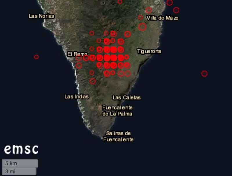 Quakes on La Palma apparently arranged on a grid - this is due to the rounding of latitude / longitude values (image: EMSC)