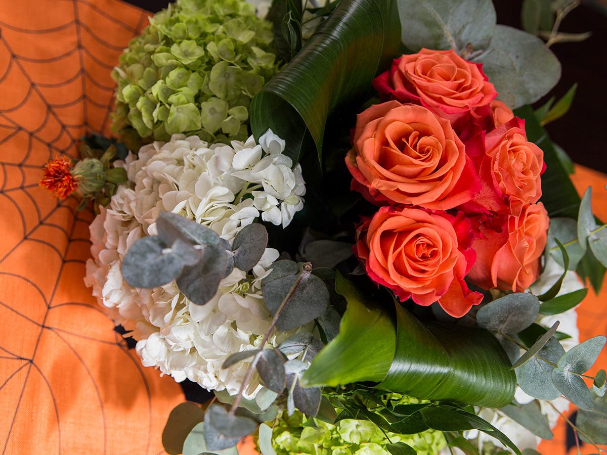 Save 15 Percent On Boo-tiful Flowers This Halloween!