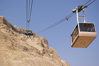 Israel Aerial Ropeway Masada BW 1.jpg