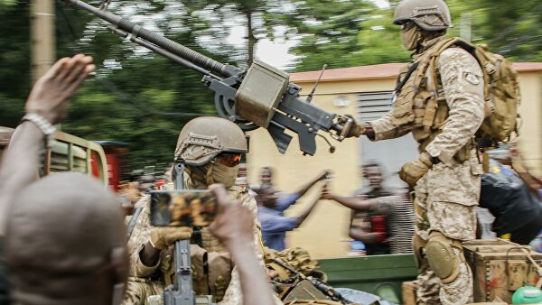 Военнослужащие в столице Мали Бамако. 18 августа 2020