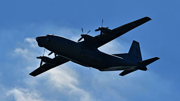 Военно-транспортный самолёт Ан-12 