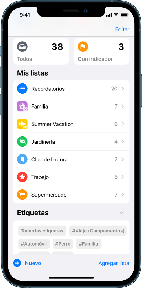 Una pantalla mostrando varias listas y listas inteligentes en Recordatorios. El explorador de etiquetas está en la parte inferior.